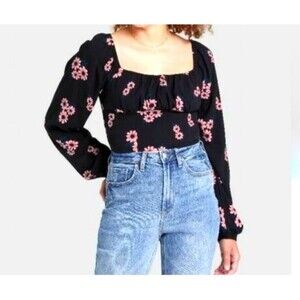 NWOT Wild Fable Black Puff Sleeve Floral Crop Top Size XSmall